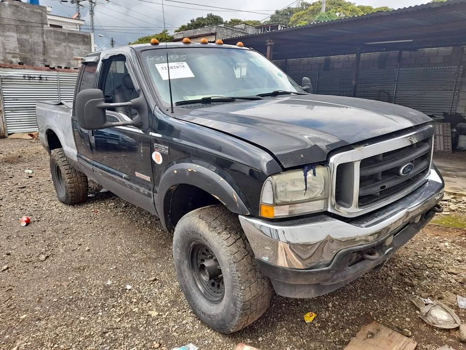 
								FORD F350 SUPER DUTY 6.0 TURBO DIESEL 4×4 full									