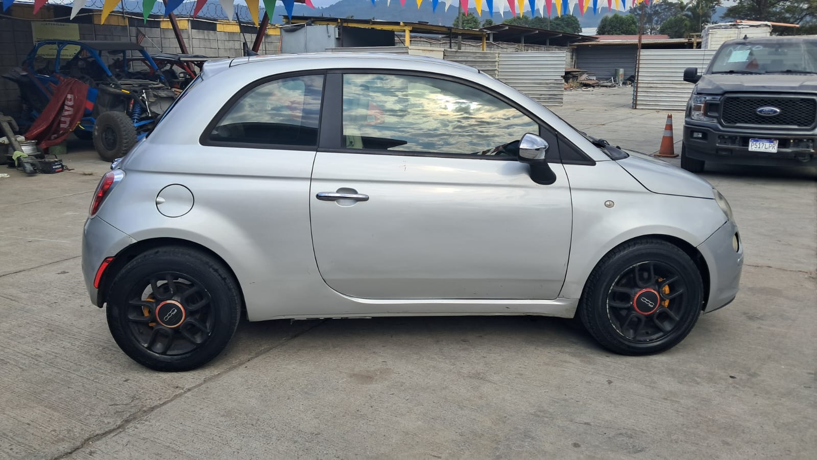 
								PEQUEÑO, ECONÓMICO Y AUTOMÁTICO – FIAT 500 2012 AUTOMÁTICO – GANGA HOY full									