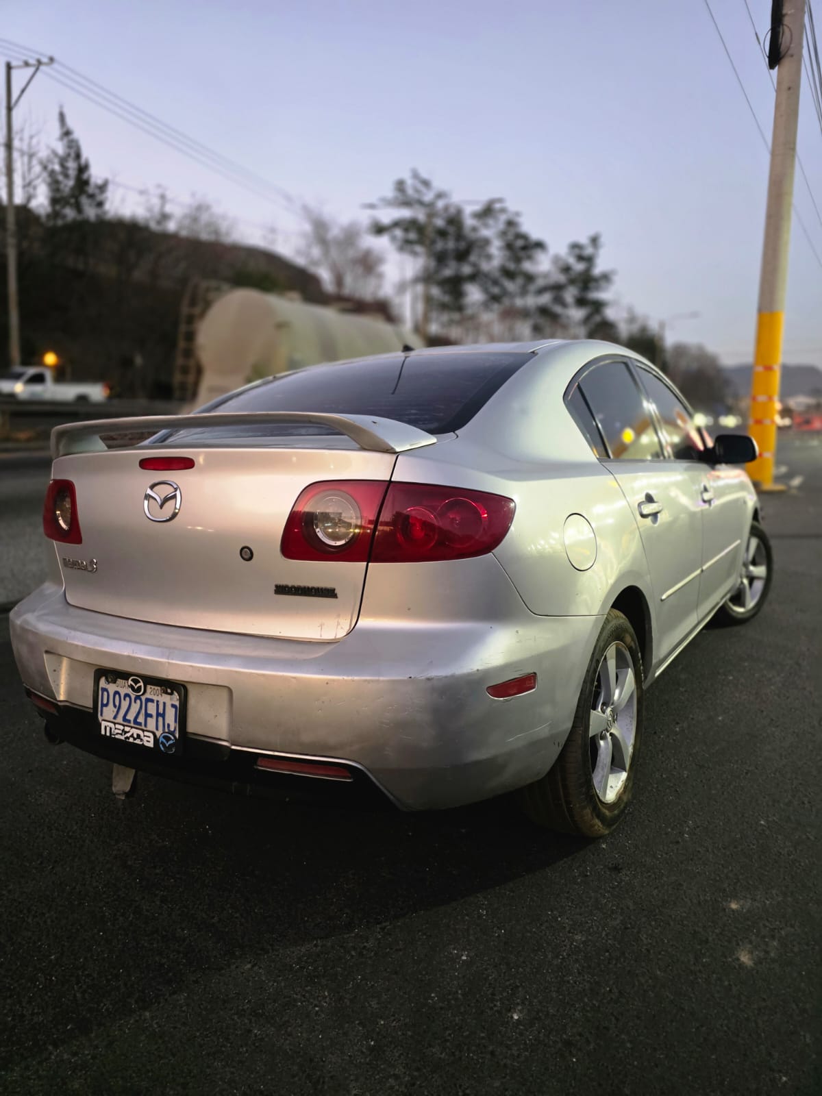 
								🔥 AUTOMÁTICO BARATO – LISTO PARA TRABAJAR 🔥 🚗 MAZDA 3 2004 AUTOMÁTICO full									