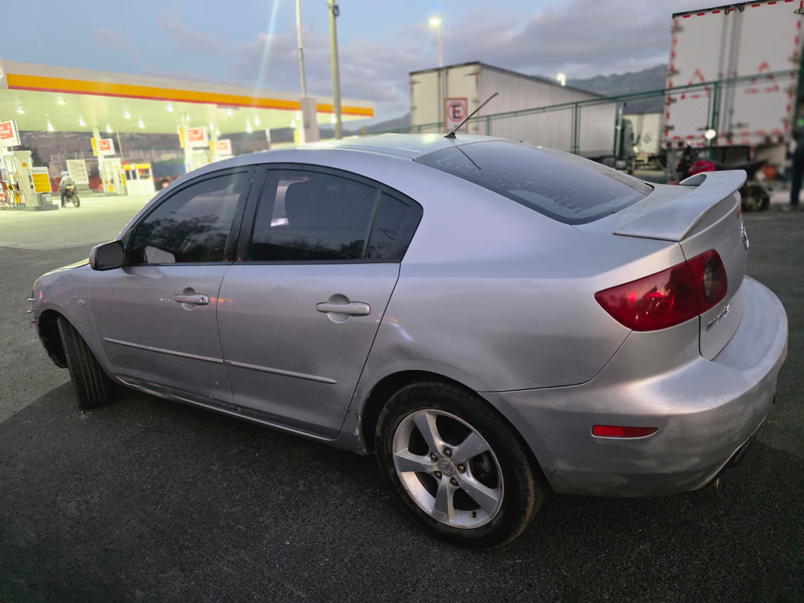 
								🔥 AUTOMÁTICO BARATO – LISTO PARA TRABAJAR 🔥 🚗 MAZDA 3 2004 AUTOMÁTICO full									